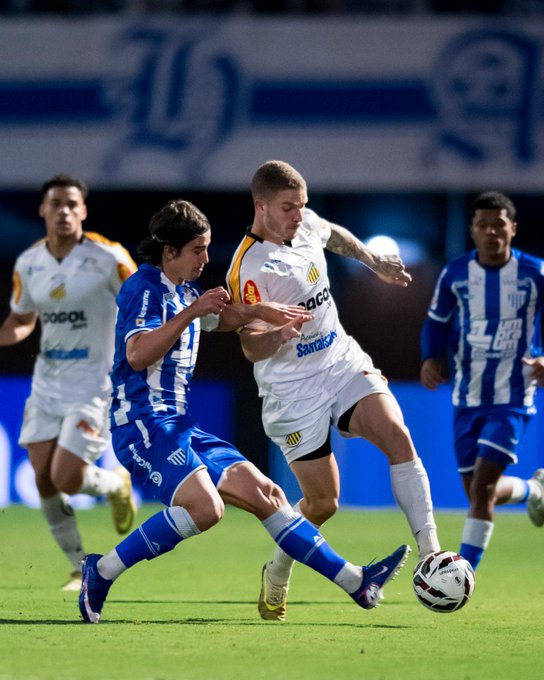 DOEU NA RESSACADA: o Tigre virou, o Maestro voltou, mas o Avaí empatou no último suspiro e roubou dois pontos do nosso peito